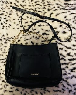 NINE WEST PURSE 