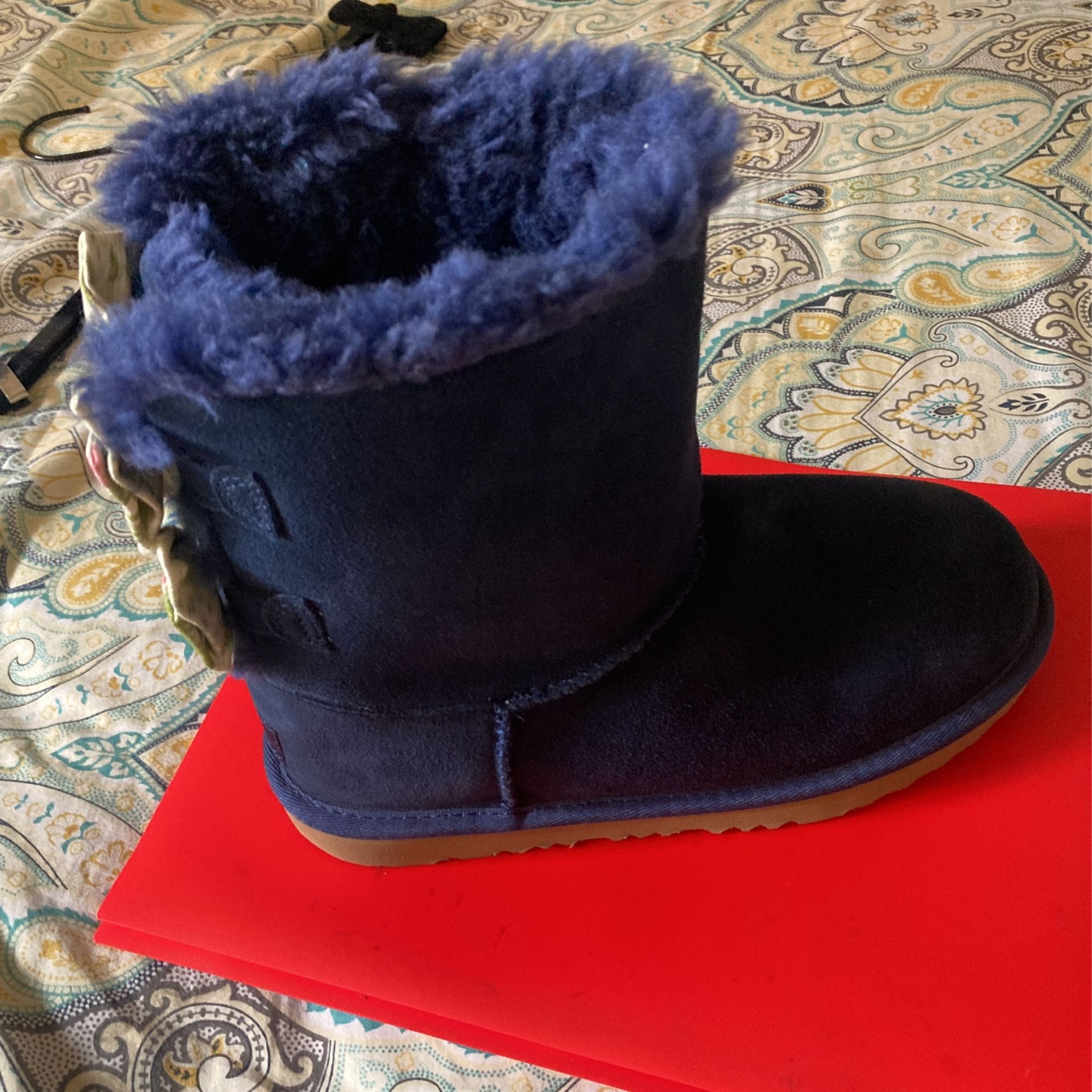 Uggs Blue Size 4