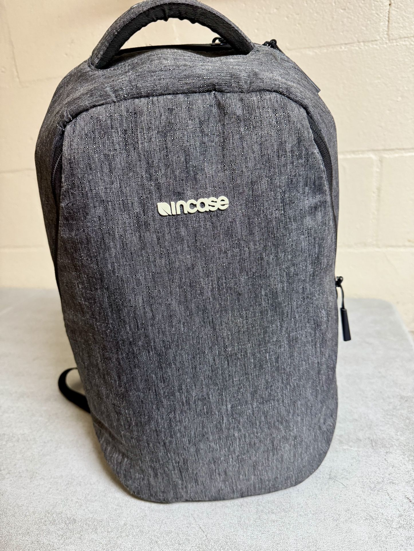 Incase Laptop & Tablet Backpack  for 13” - 15" Laptop  Heather Black