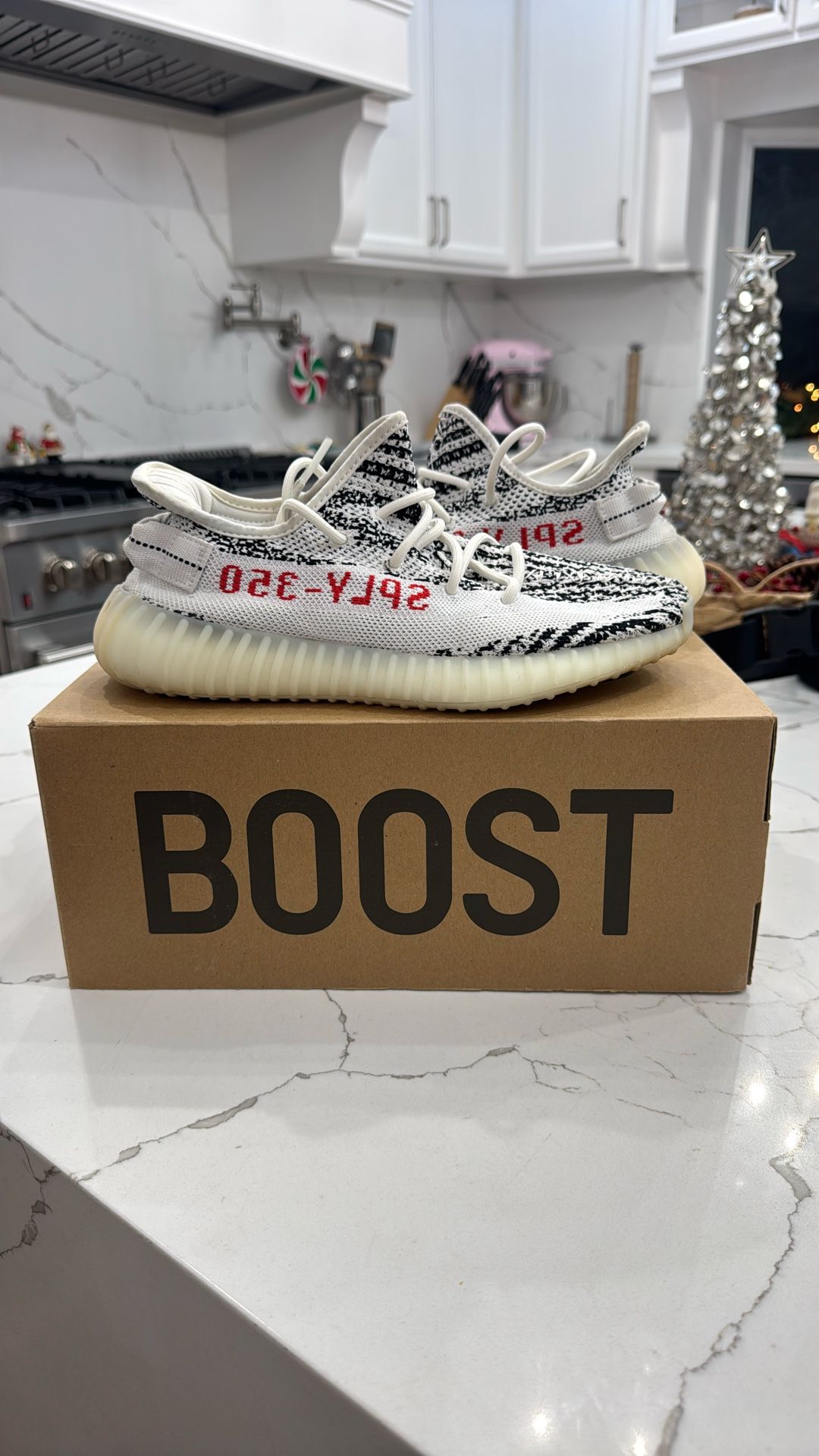 YEEZY Boost 350 V2 Zebra