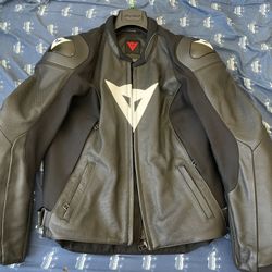 Dianese Sport Pro Leather Jacket Perforated Size: 48 (only worn twice) Almost New 9/10