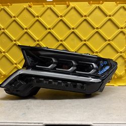 Kia Sorento left projector headlight 2021 2022 2023 2024