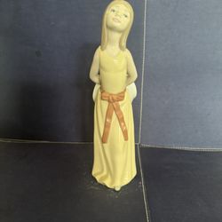 Lladro - Girl With hat Behind Back 