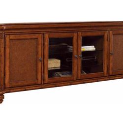 Tommy Bahama Blake Island Media Console