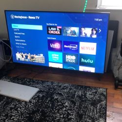 Westinghouse 65” Roku LED smart Tv 