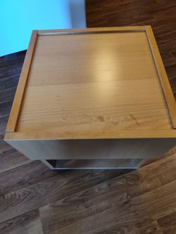 Light Colored Side Table/Nightstand