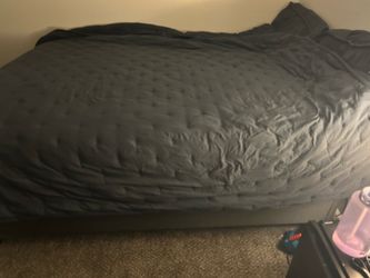 Queen size bed with mattress