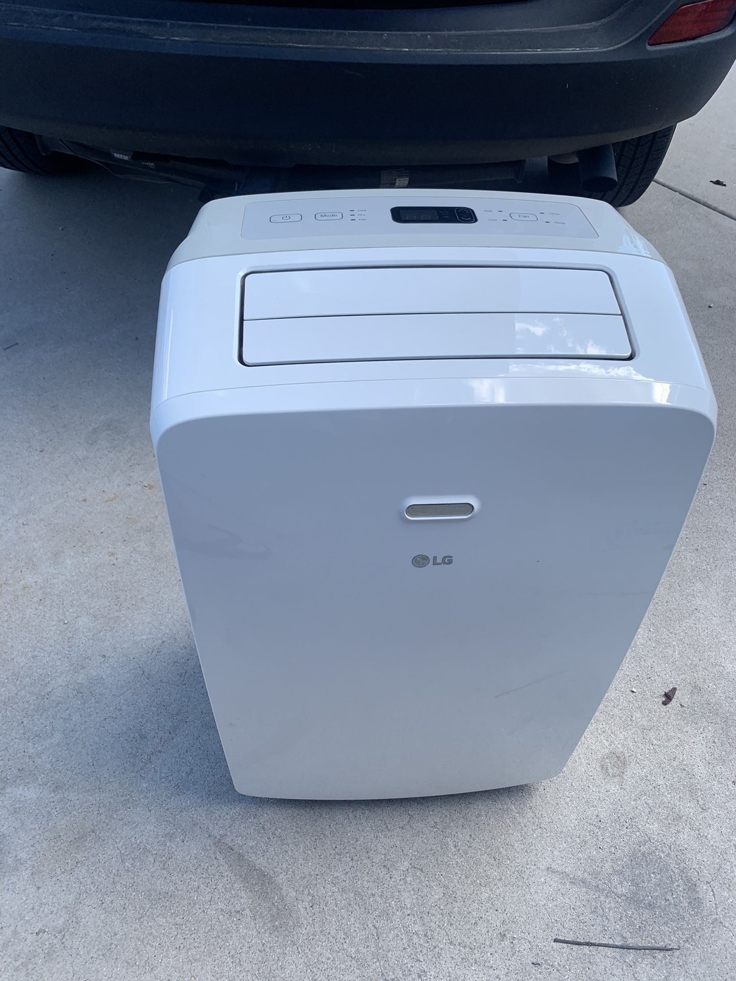 LG LP1017WSR 10,200 BTU Portable Air Conditioner for Sale in Glendale