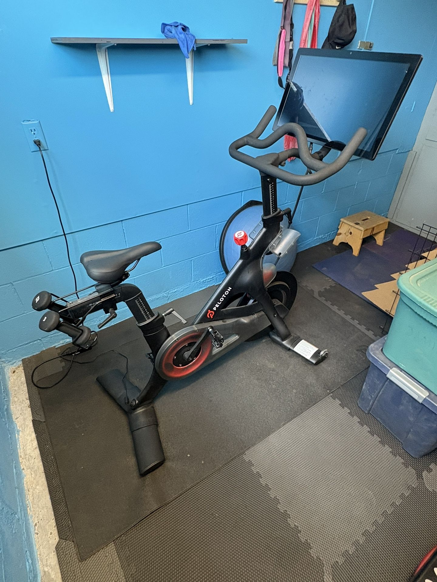 Workout Equipment 