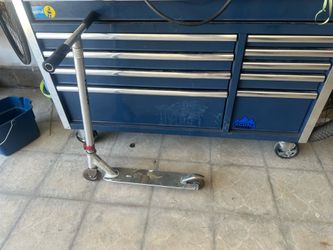 Small Razor scooter