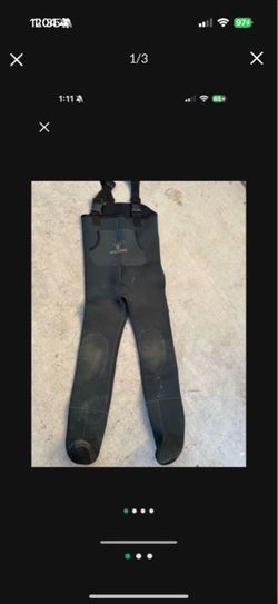 Stearns suit size small
