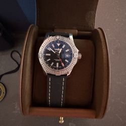 BREITLING Avenger 43 Automatic Blue Dial Watch ( 100% Authentic Purchased From Costco)