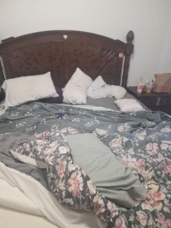 King size  Bamboo comfort, cool. Motorized high low beds.