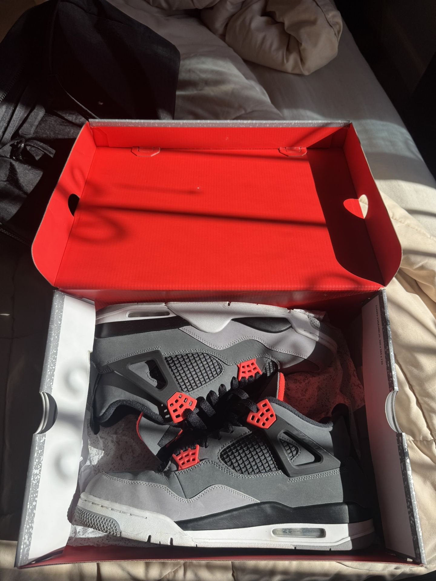 Jordan 4 Infrared Size 12 100% Authentic