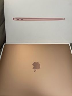 13-inch MacBook Air with Apple M1 chip