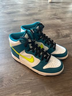 Nike Dunk High GS White Bright Spruce Volt Youth Size 6.5Y Basketball Sneakers Shoes