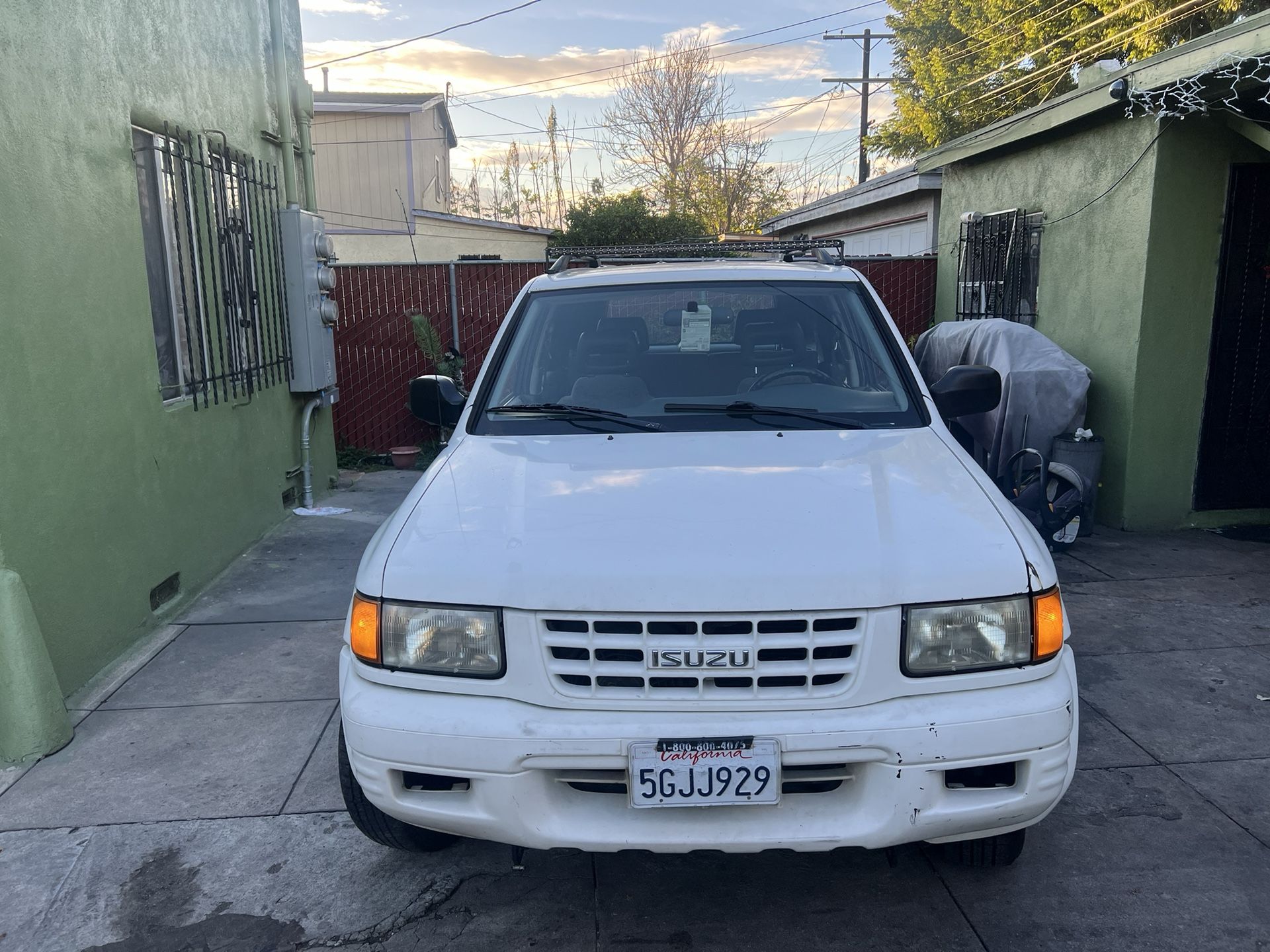 1999 Isuzu Rodeo for Sale in Los Angeles, CA - OfferUp
