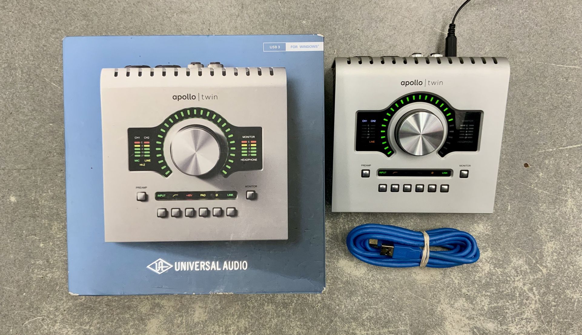 Universal Audio Apollo Twin Quad Thunderbolt 3 Interface Interface Windows Music Produce Songwriter Studio Recording Sound Preamp Guitar Bass Digital