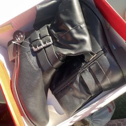Women Buckled Riding Boots 
