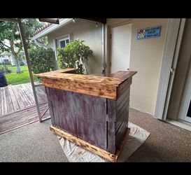 Bar for Tiki hut or porch