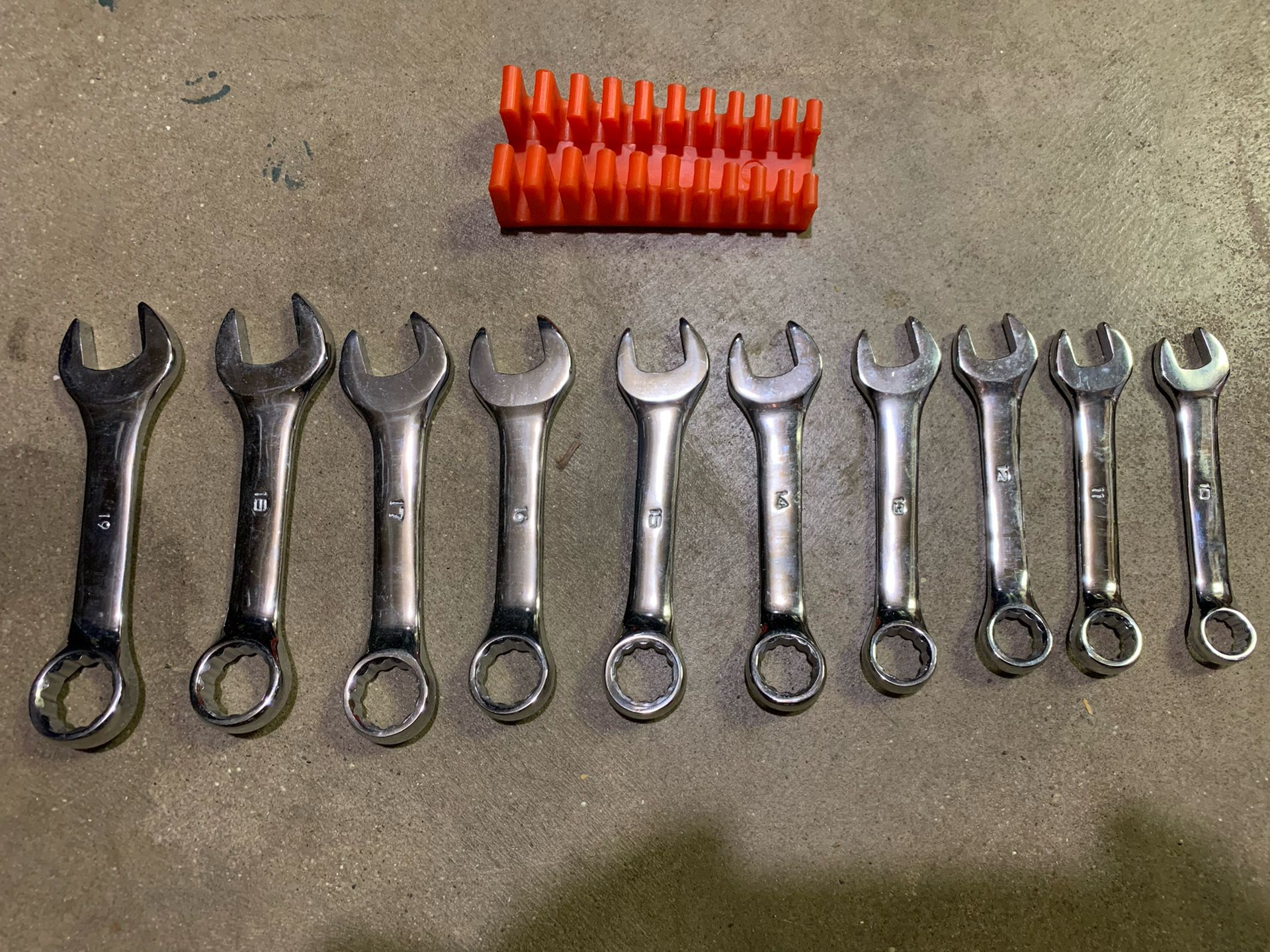 10 Piece Stubby Metric Wrench Set With Holder