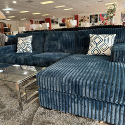 2 Pc. Sectional 