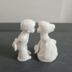 Vintage Schmid Kissing Boy and Girl White Porcelain Figurines