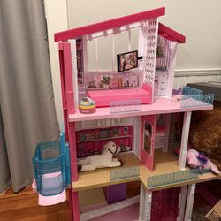 Barbie Dream house 