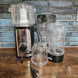 Blender/Food Processor/Grinder