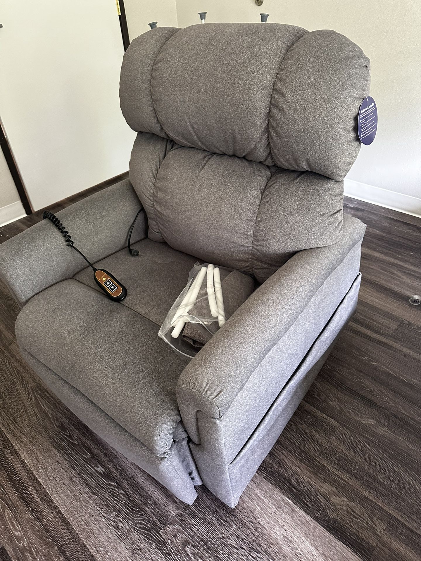 Alta Lift Recliner