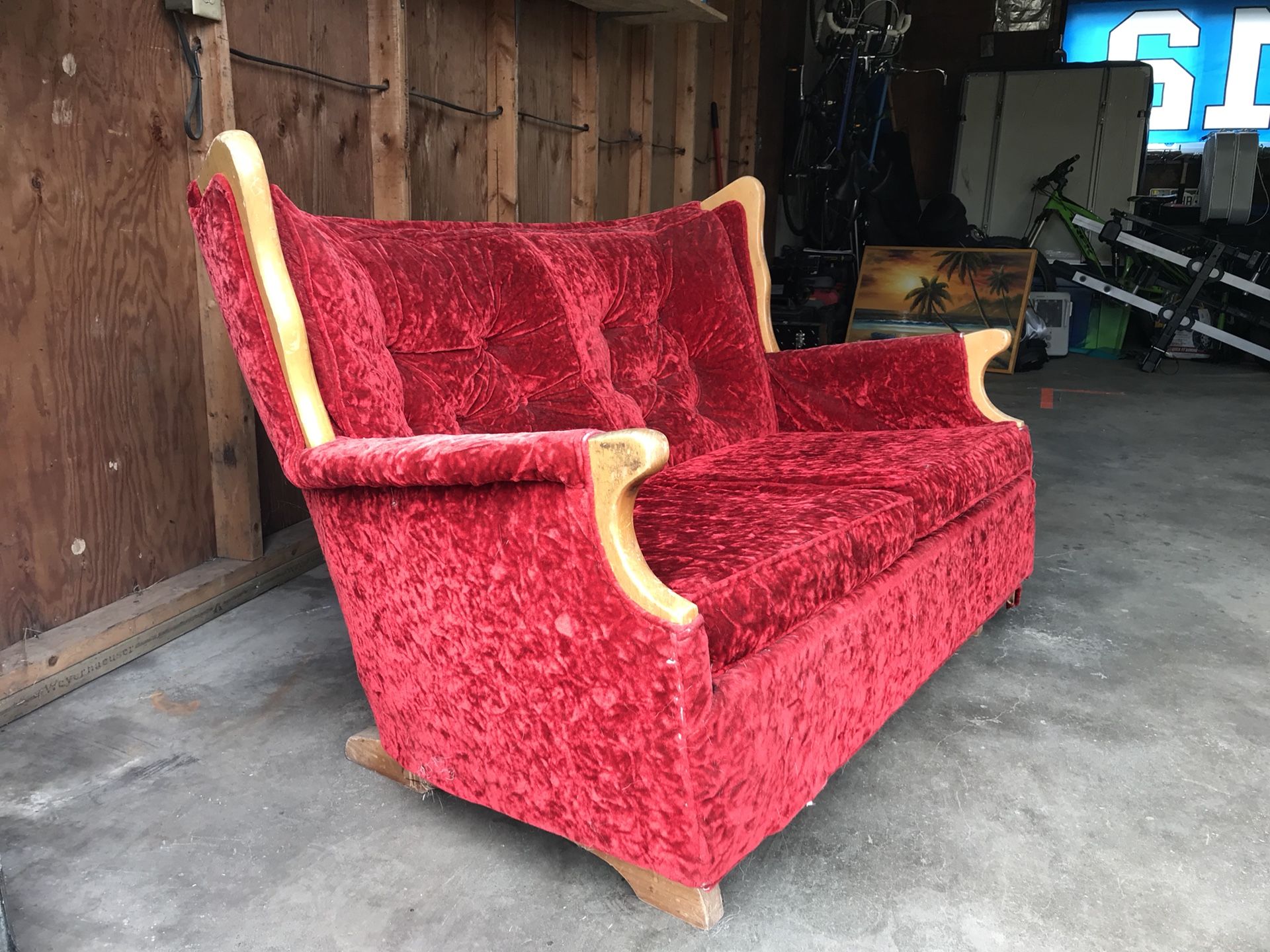 Velvet Love Seat - Antique