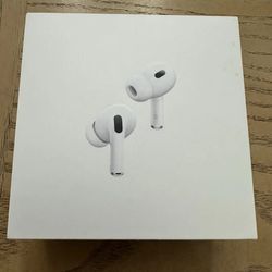 Apple AirPods Pro 2nd Generation with MagSafe Wireless Charging Case - White