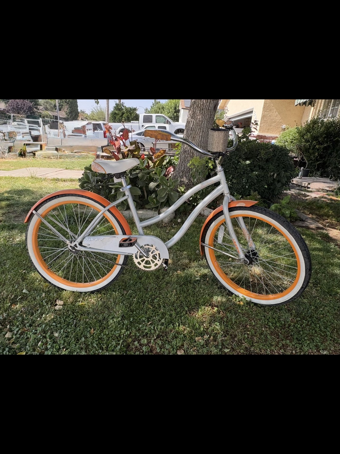 24’ Huffy Beach Cruiser Bike in great Shape 