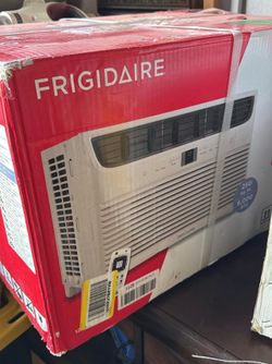 Frigidaire Window ac 115 v new it’s 6,000 Btu new asking $175 size is19”wide x15”x 12”tall