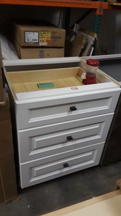 Kitchen draw base 27"