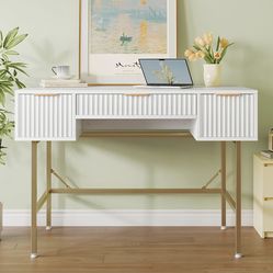 47.6 Inch Fluted Computer Writing Desk with Drawers for Home Office, White and Gold Vanity Desk, Modern Simple Makeup Desk for Bedroom