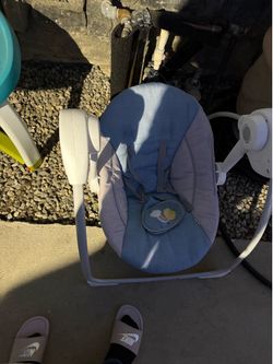 Baby swing