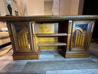 Double pedestal executive desk