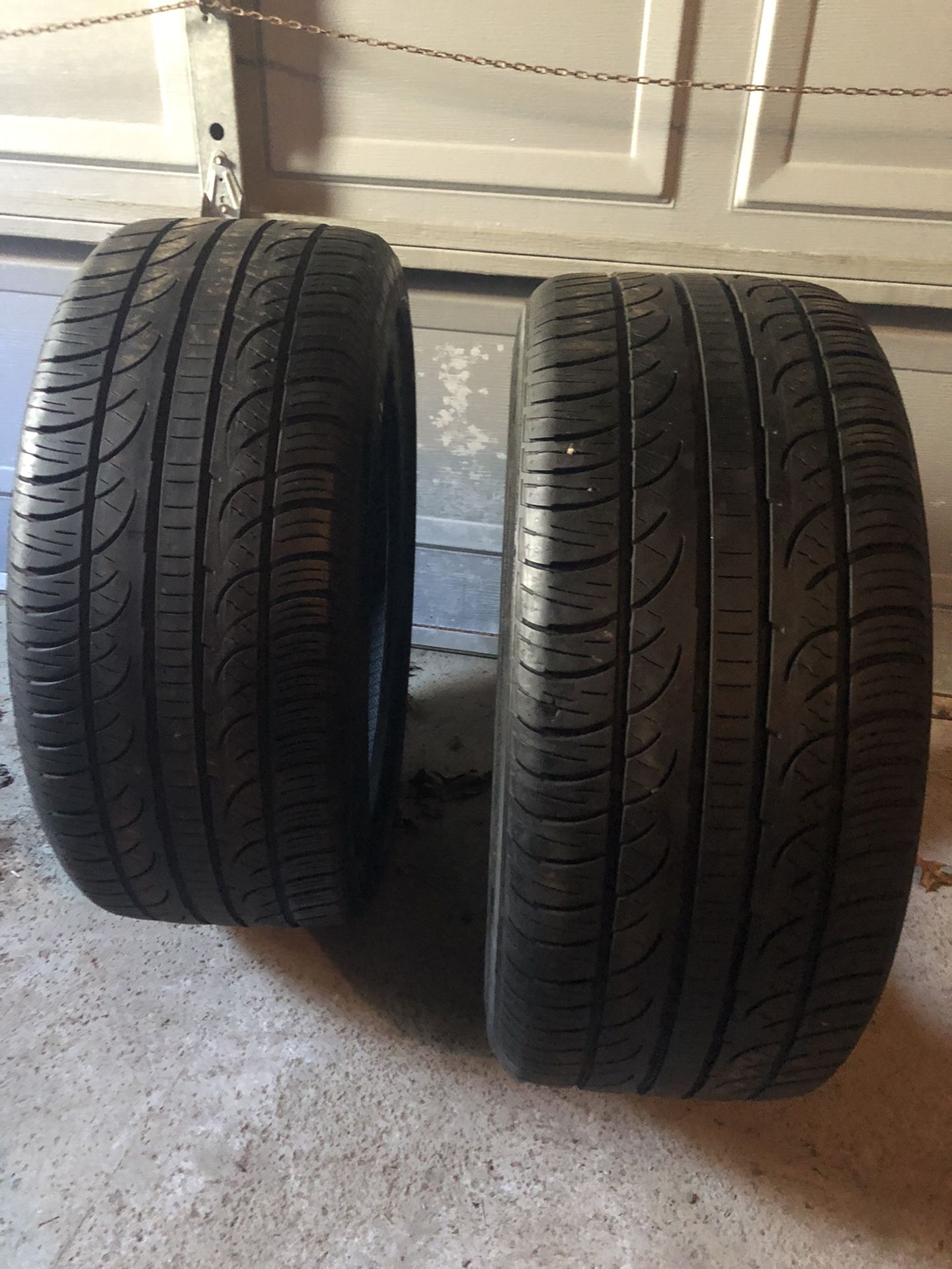 255/40/19 pirelli Pzero