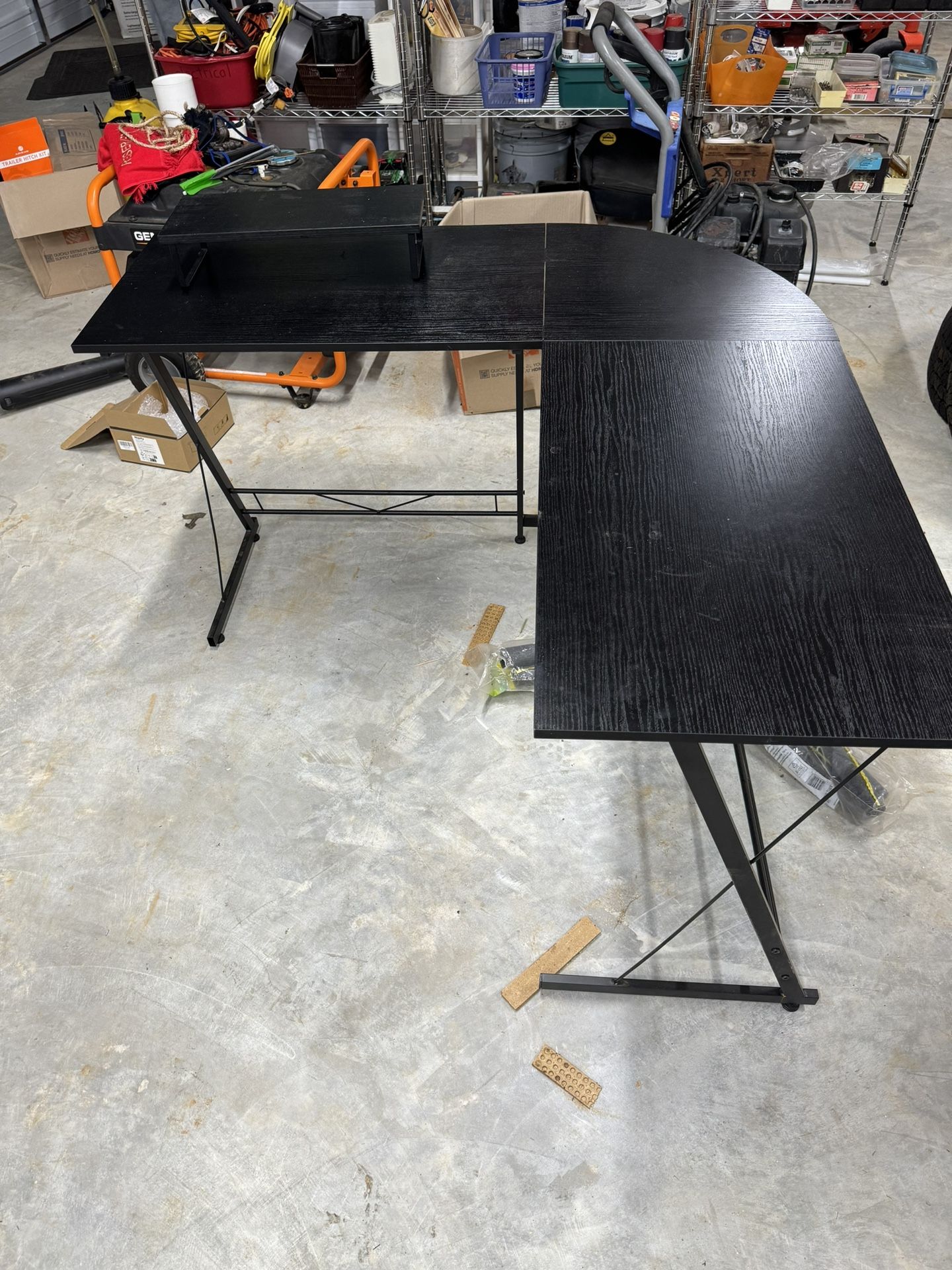 L Shaped Gaming Desk 