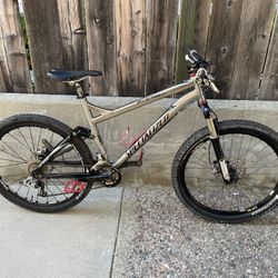 Specialized Epic 26" Tires / Large Frame / Full Suspension Mountain Bike