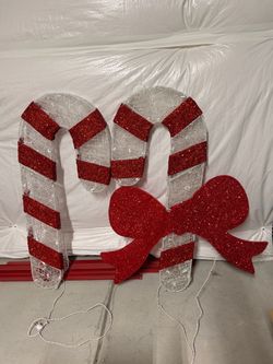 Lighted Candy Cane Christmas Outdoor Decoration