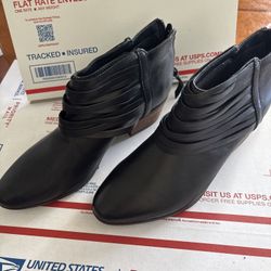 Clarks Collection Womens Black Leather Zip Ankle Low to Mid Rise Boots 7.5 M