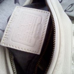 Vintage off-white Coach purse