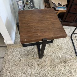 Corner Table 