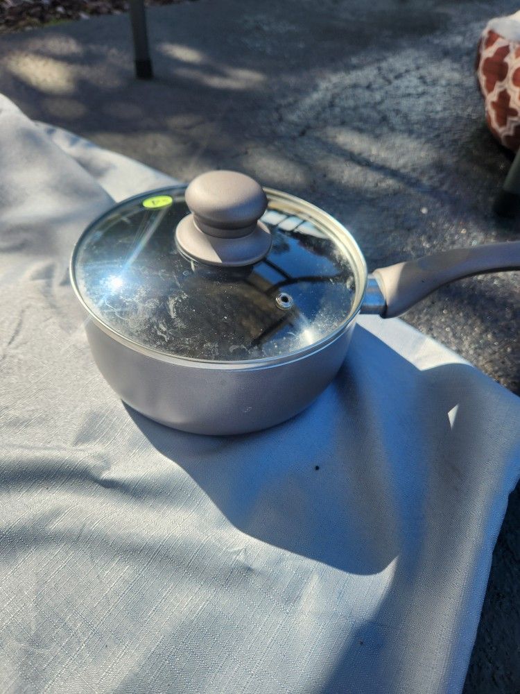 Cook Wares2 Qt Saucepan