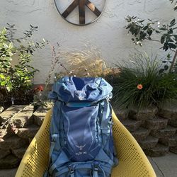 Osprey Kyte 36-Liter Women’s Hydro Backpack