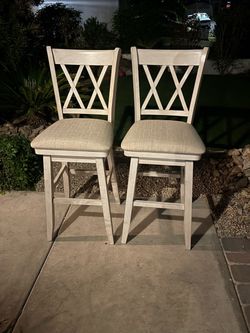 iNSPIRE Q Classic Eleanor Double X Back Wood Swivel Bar Stool - Antique White - Counter Height