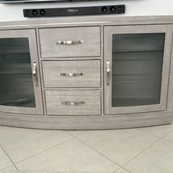 Console In Grey Washed Wood