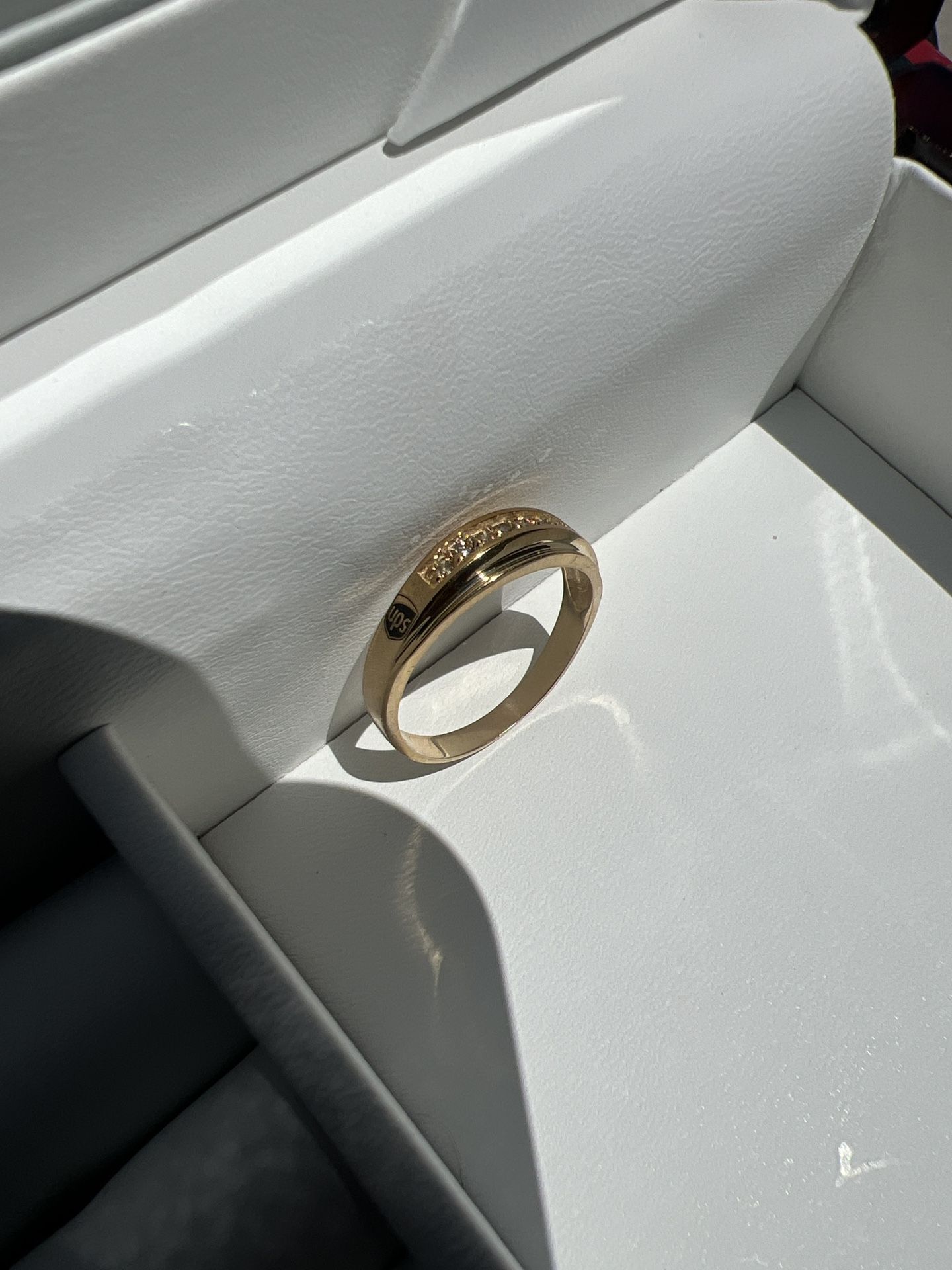 Men’s 10KY Champagne Diamonds Ring Size 12 with Box jewlery